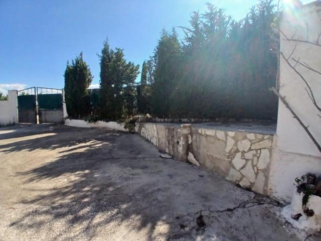 Casa con terreno en venta en Albacete, Barrios periféricos - Pedanías photo 0