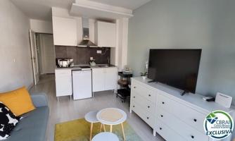 Apartamento en venta en Roses, Puig-Rom photo 0