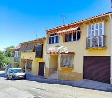Chalet en venta en Lucena, Calle Vicente Aleixandre, 14900 photo 0