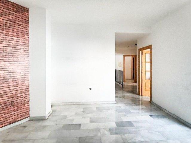 Planta baja en venta en Motril, Centro photo 0