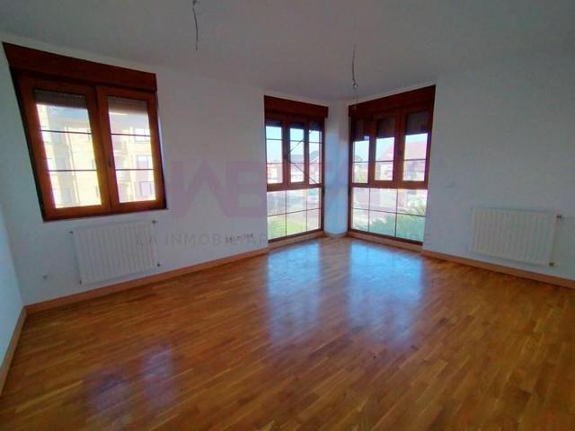Piso en venta en Bárcena de Cicero, Treto photo 0