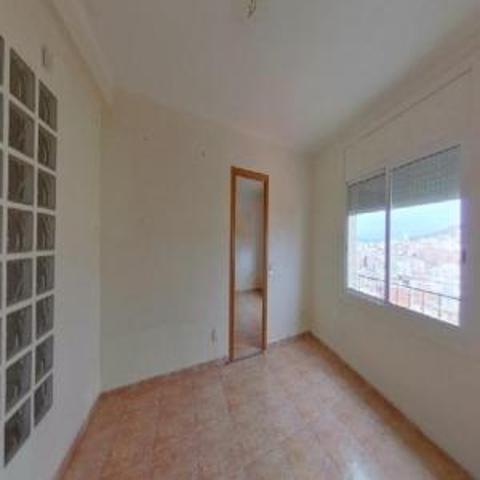 Piso en venta en Badalona, Artigas - Llefià photo 0