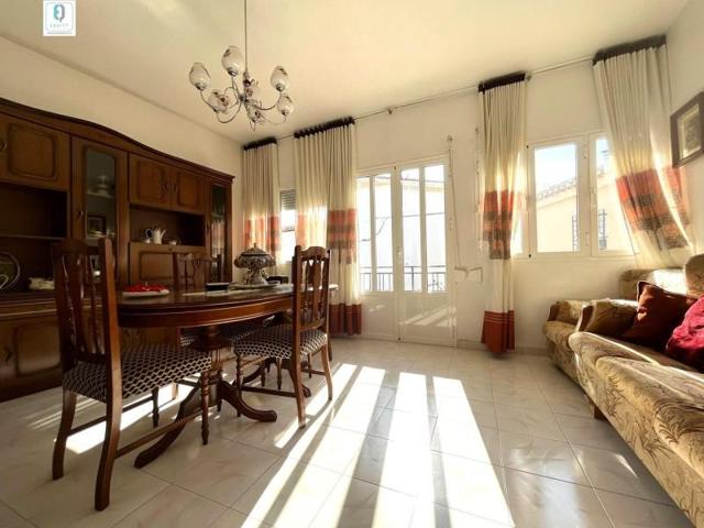 Casa en venta en Benamaurel, Benamaurel photo 0