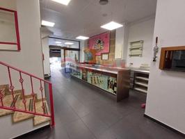 Local comercial en venta en Vigo, Centro photo 0