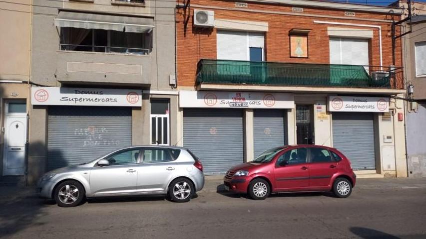 Local comercial en venta en Sabadell, Campoamor photo 0