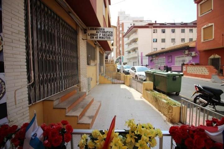 Local comercial en venta en Oropesa del Mar, Playa de la Concha photo 0
