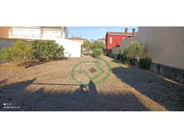 Terreno en venta en Llers photo 0