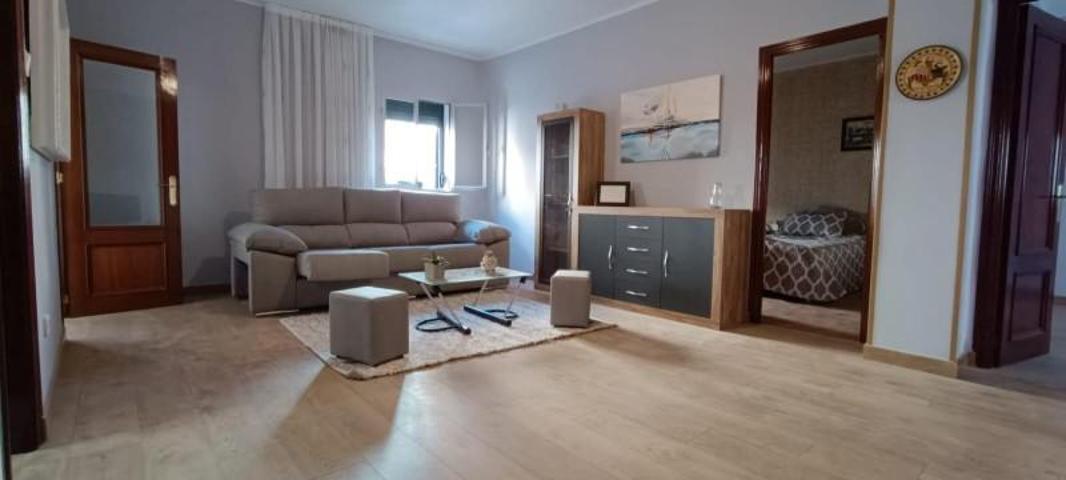 Piso en venta en Zamora, Los Bloques photo 0