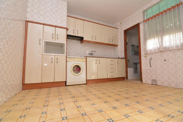 Planta baja en venta en Manises, Ayuntamiento photo 0