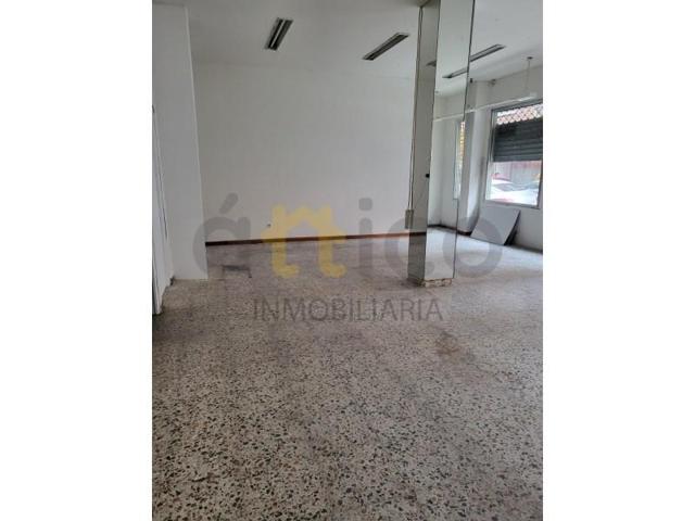Local comercial en venta en Valladolid, La Victoria photo 0