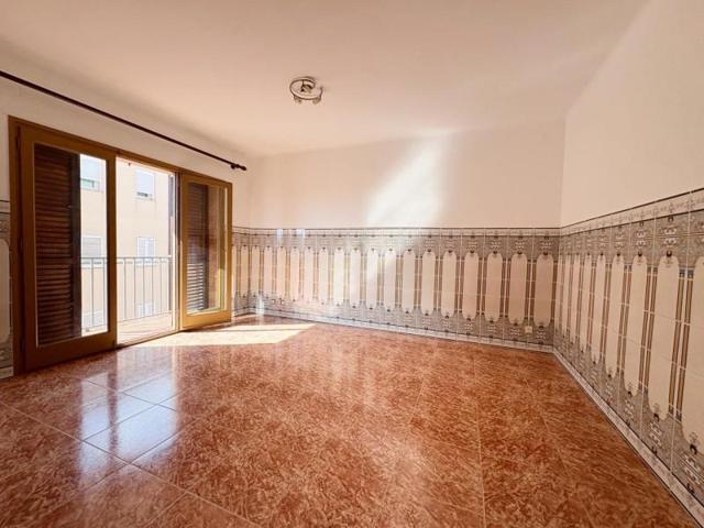 Piso en venta en Torredembarra, *CENTRE photo 0