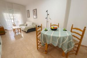 Apartamento en venta en Torrevieja, Habaneras photo 0