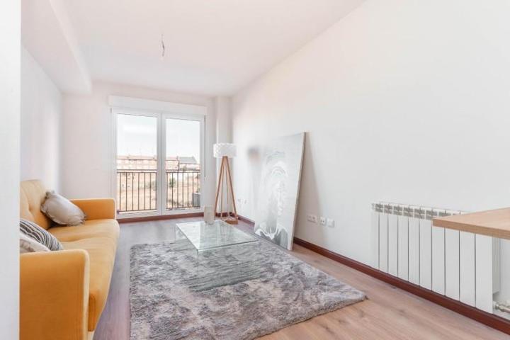 Piso en venta en Valencia de Don Juan, Castilla y leon photo 0