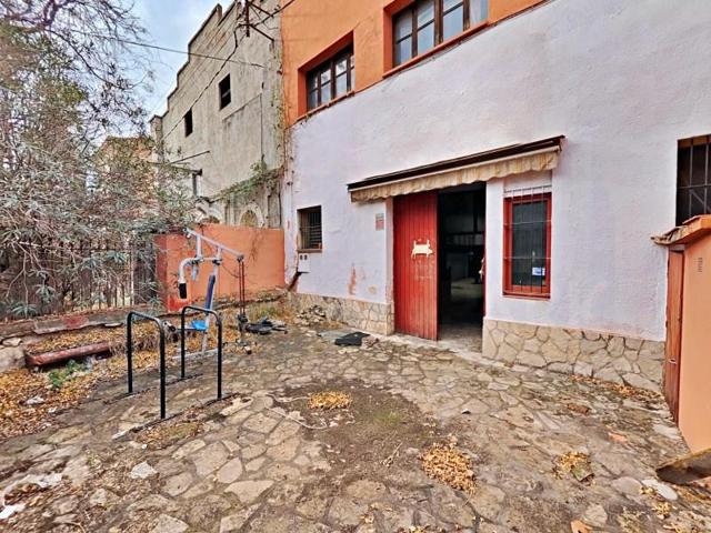 Nave industrial en venta en Valls photo 0