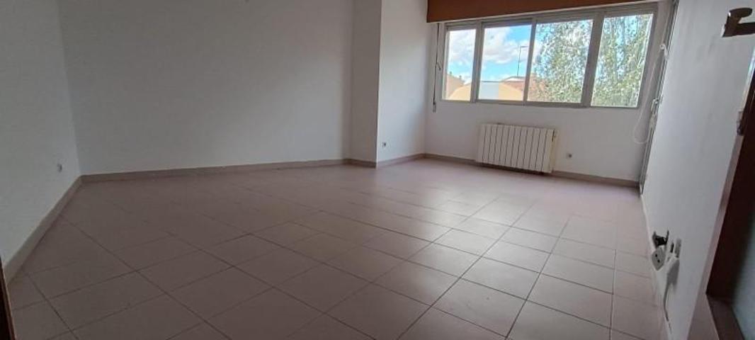 Piso en venta en Zamora, Pinilla photo 0