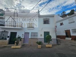 Casas de pueblo en venta en Torrox photo 0