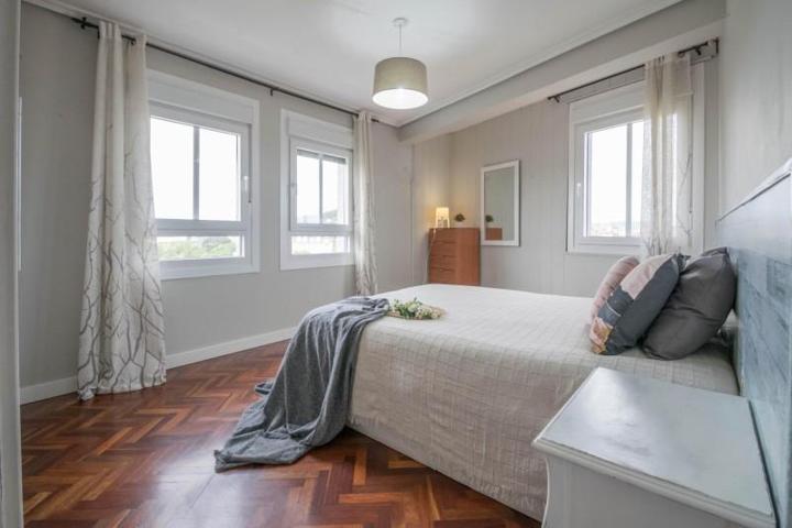 Piso en venta en Cambre, A barcala photo 0