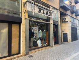Local comercial en venta en El Vendrell, Centro photo 0