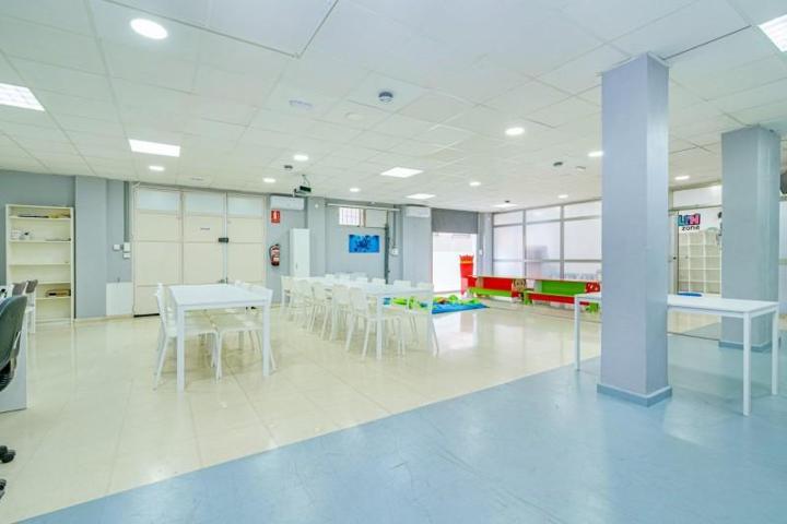 Local comercial en venta en Santa Fe, Vega de granada zona noroeste photo 0