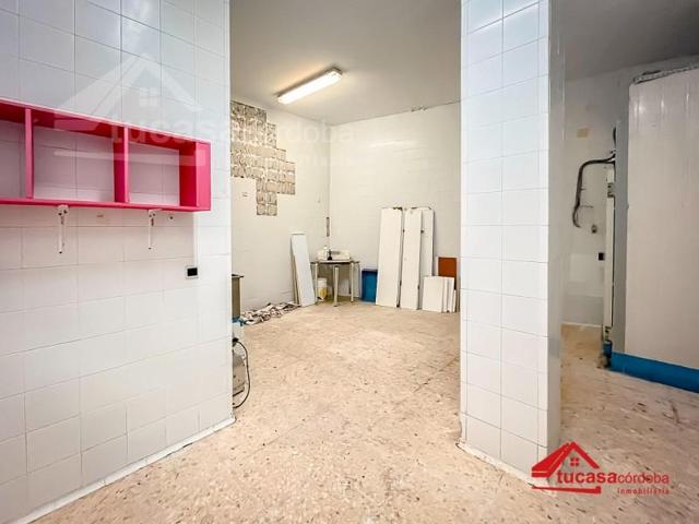 Local comercial en venta en Córdoba, Barrio del Naranjo photo 0