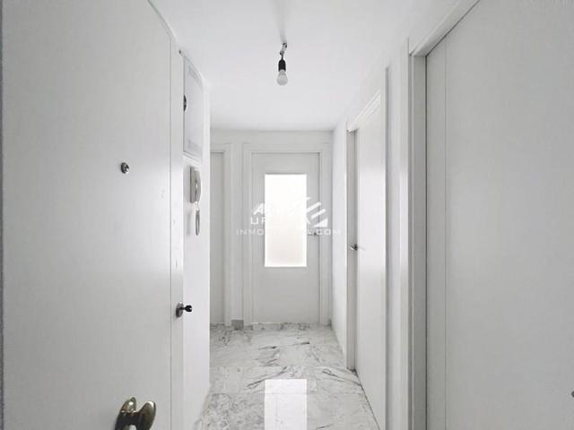 Piso en venta en Lucena, Calle Corralás, 14900 photo 0