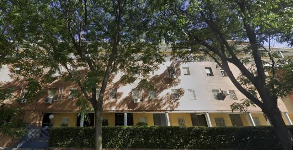 Piso en venta en Sevilla, Avenida de las Ciencias photo 0