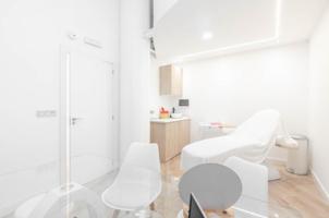 Local comercial en venta en Oviedo, Centro photo 0