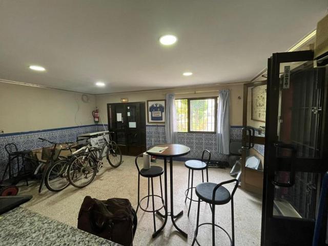 Local comercial en venta en Jerez de la Frontera, Zona Universidad photo 0