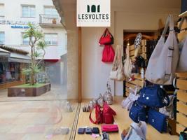 Local comercial en venta en Palafrugell, Carrer de Pi i Margall, 17200 photo 0