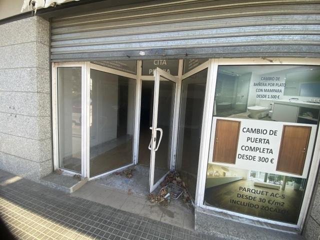 Local comercial en venta en Parets del Vallès photo 0