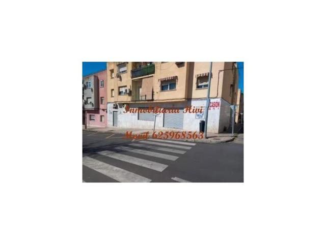 Edificio en venta en Badajoz, Complejo Campomayor - Gurugu photo 0