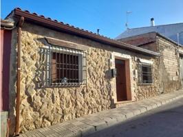 Casa en venta en Villarrobledo photo 0