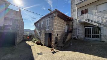 Casa con terreno en venta en Allariz, Roimelo photo 0