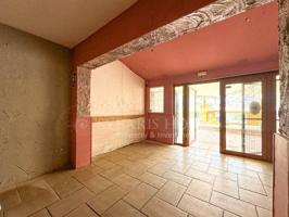 Local comercial en venta en Denia photo 0