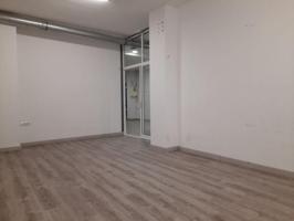 Local comercial en venta en Vigo, Centro Urbano photo 0