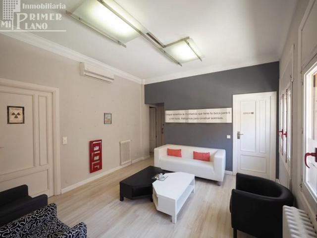Local comercial en venta en Tomelloso, Centro photo 0