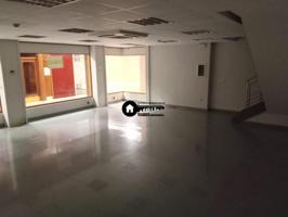 Local comercial en venta en Albacete, Centro photo 0