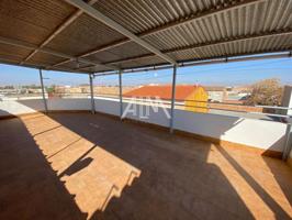 Casa en venta en Manzanares, Nuevo Centro de Salud photo 0