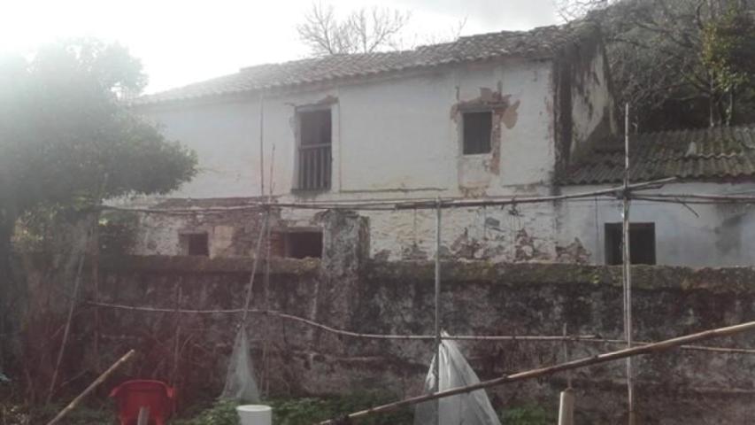 Casa con terreno en venta en Benarrabá photo 0