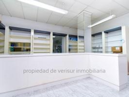 Local comercial en venta en Águilas photo 0