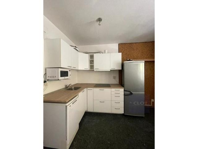 Piso en venta en Barcelona photo 0