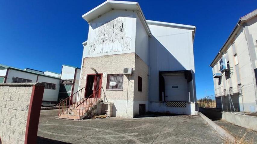 Nave industrial en venta en Ciudad Rodrigo, P.i. las viñas photo 0