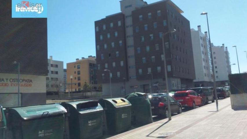 Local comercial en venta en Sarriguren, 2ª fase photo 0