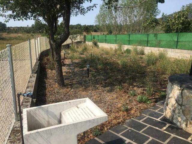 Casa con terreno en venta en Noceda, Noceda photo 0