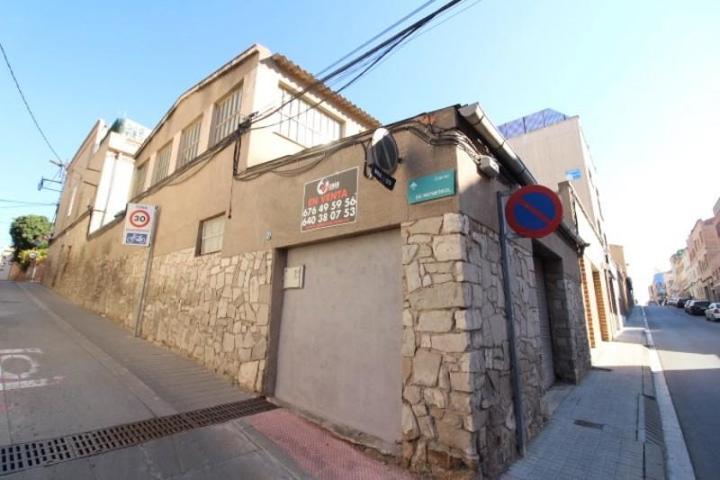 Casa en venta en Vilanova del Camí, Parc fluvial photo 0
