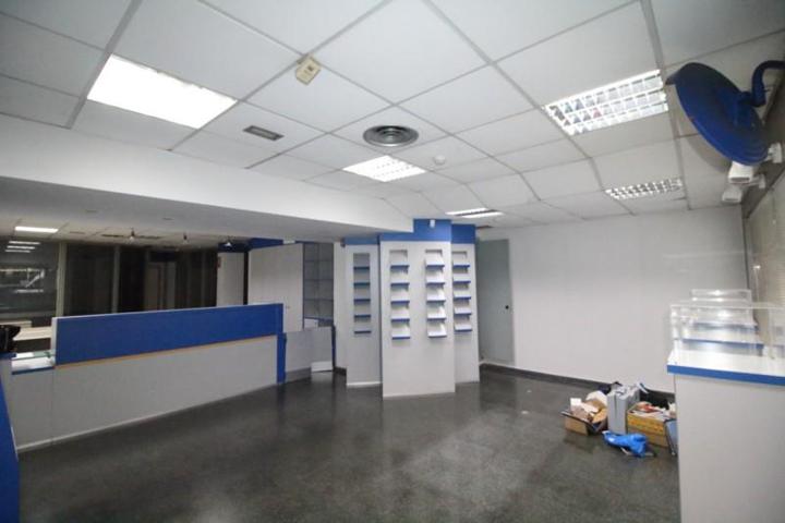 Local comercial en venta en Gijón, Gijón photo 0