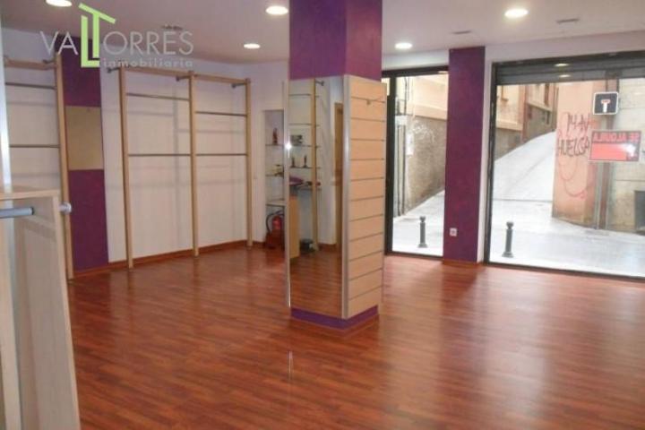 Local comercial en venta en Teruel, Centro photo 0