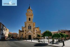 Local comercial en venta en Las Gabias, CENTRO-IGLESIA photo 0