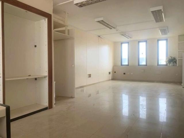 Local comercial en venta en Las Palmas de Gran Canaria, La Isleta photo 0