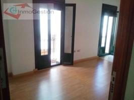 Casas de pueblo en venta en Cáceres photo 0